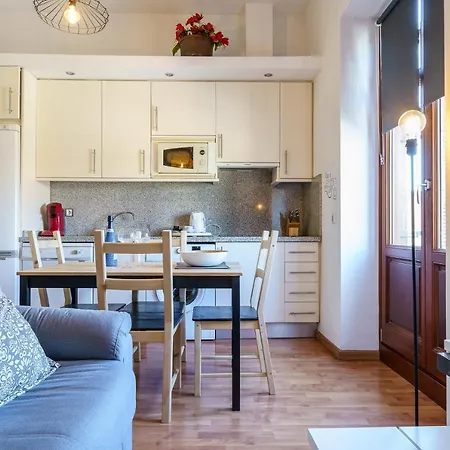 Apartment Malagasuite Old Town